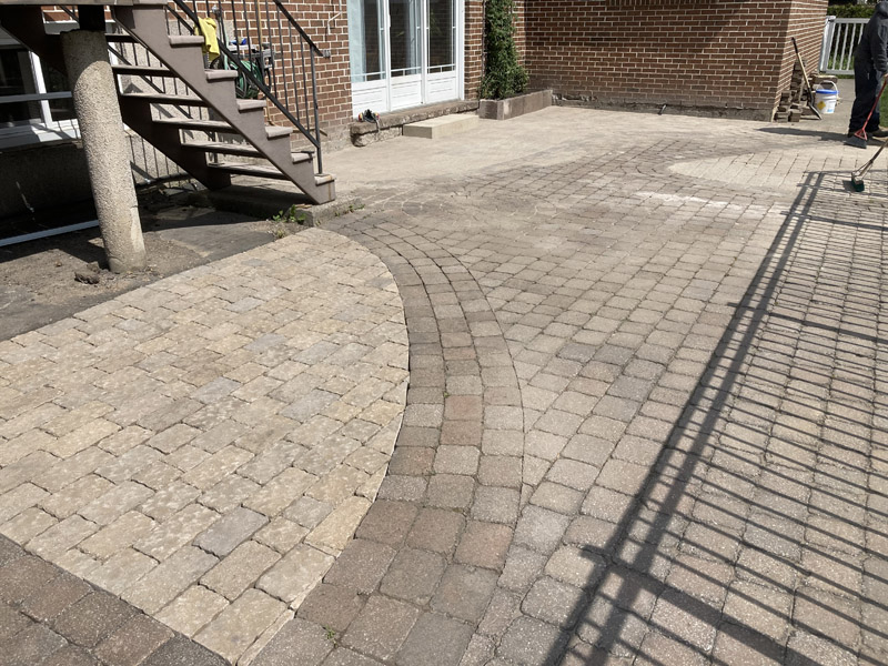 Travaux de mini-excavation à Granby et Estrie – Vert Pelouse