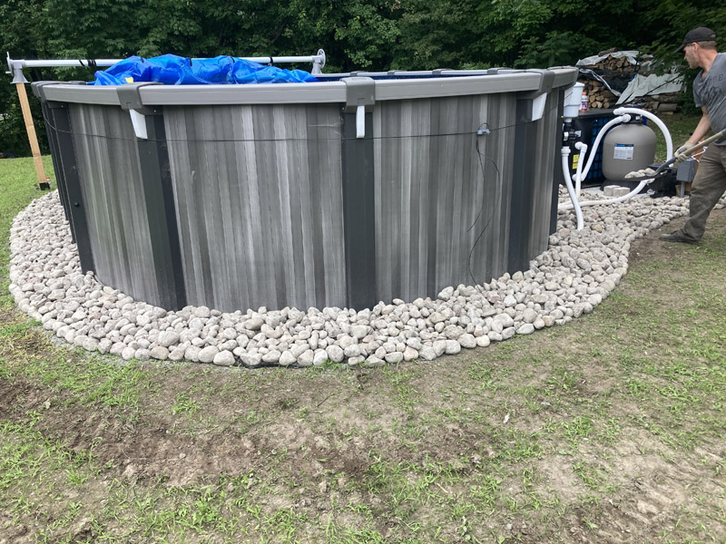 Travaux de mini-excavation à Granby et Estrie – Vert Pelouse